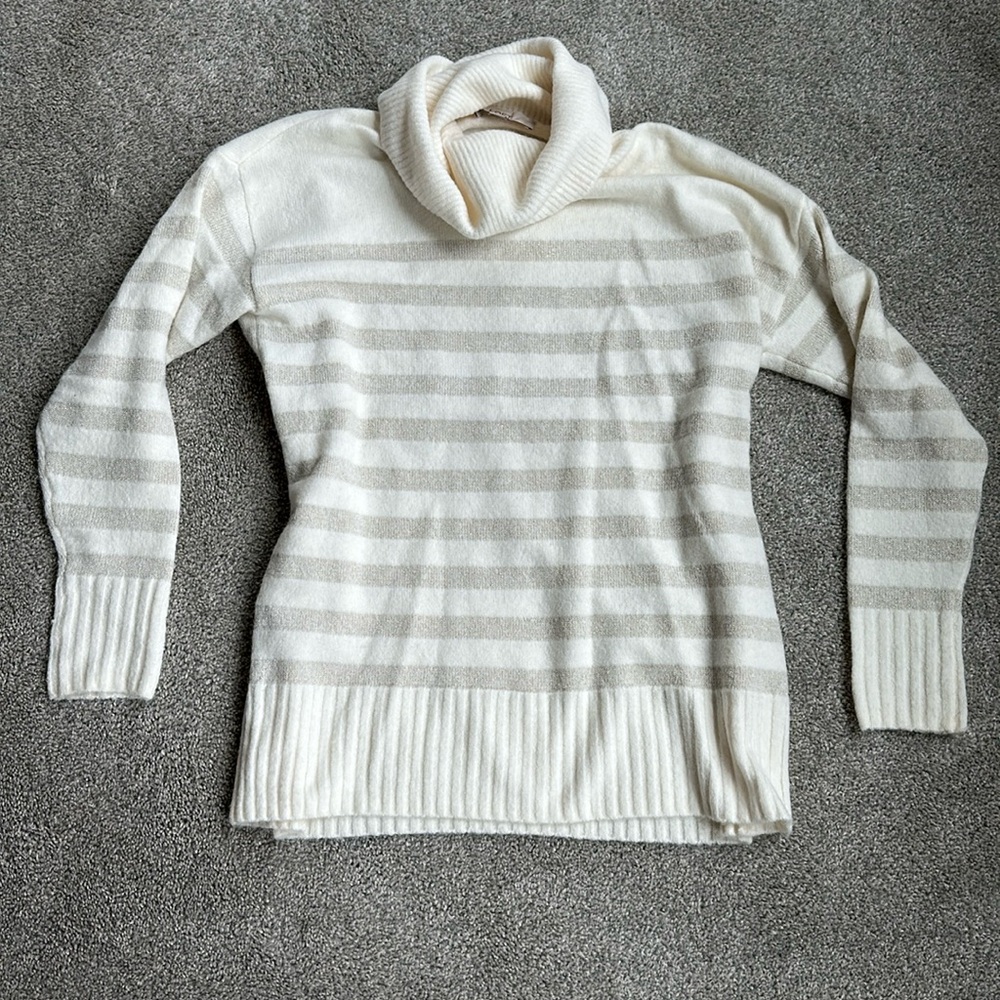 NWOT Loft Turtleneck Sweater